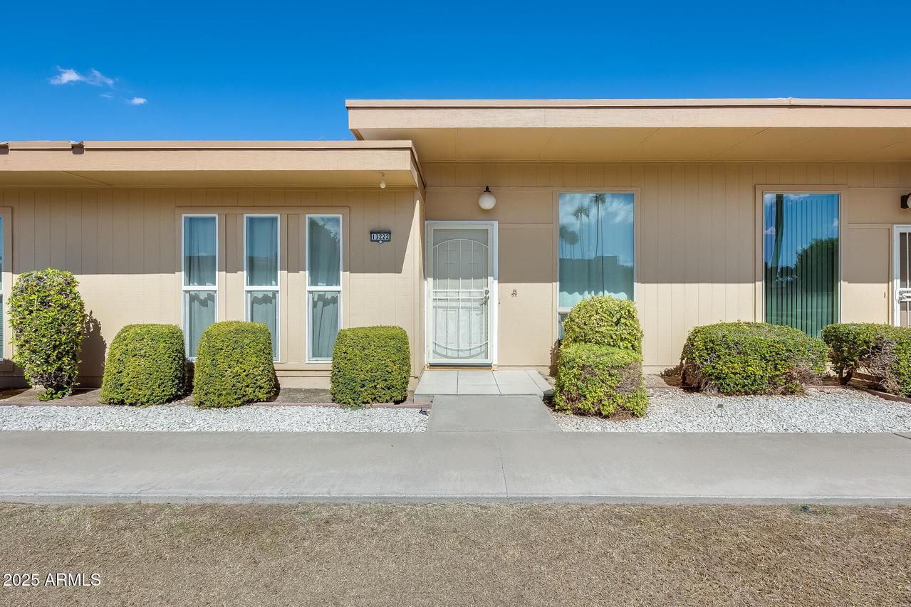 13222 N 99th Dr., Sun City, AZ 85351