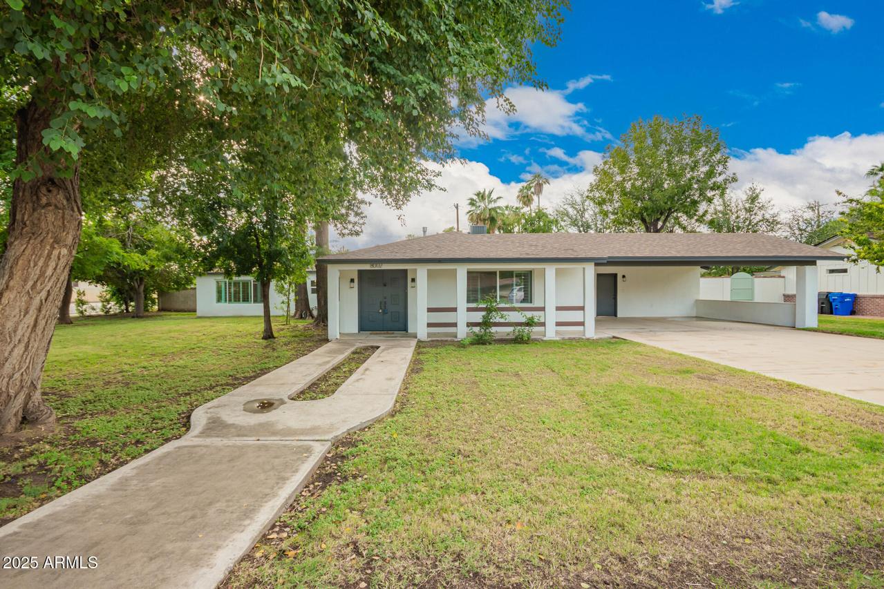 8002 N 5th Ave., Phoenix, AZ 85021