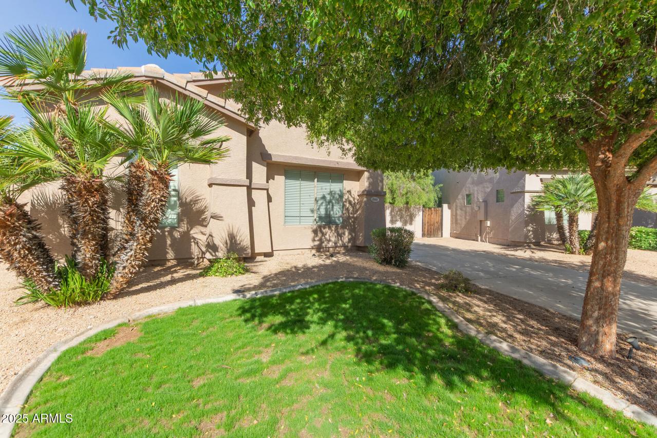 3966 W Roundabout Cir., Chandler, AZ 85226