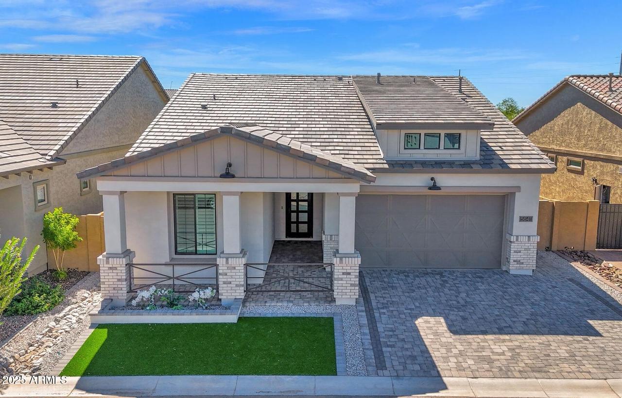 5641 E Sayan St., Mesa, AZ 85215
