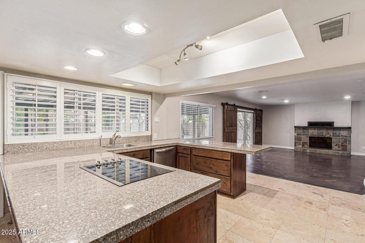 3527 S Oak St., Tempe, AZ 85282