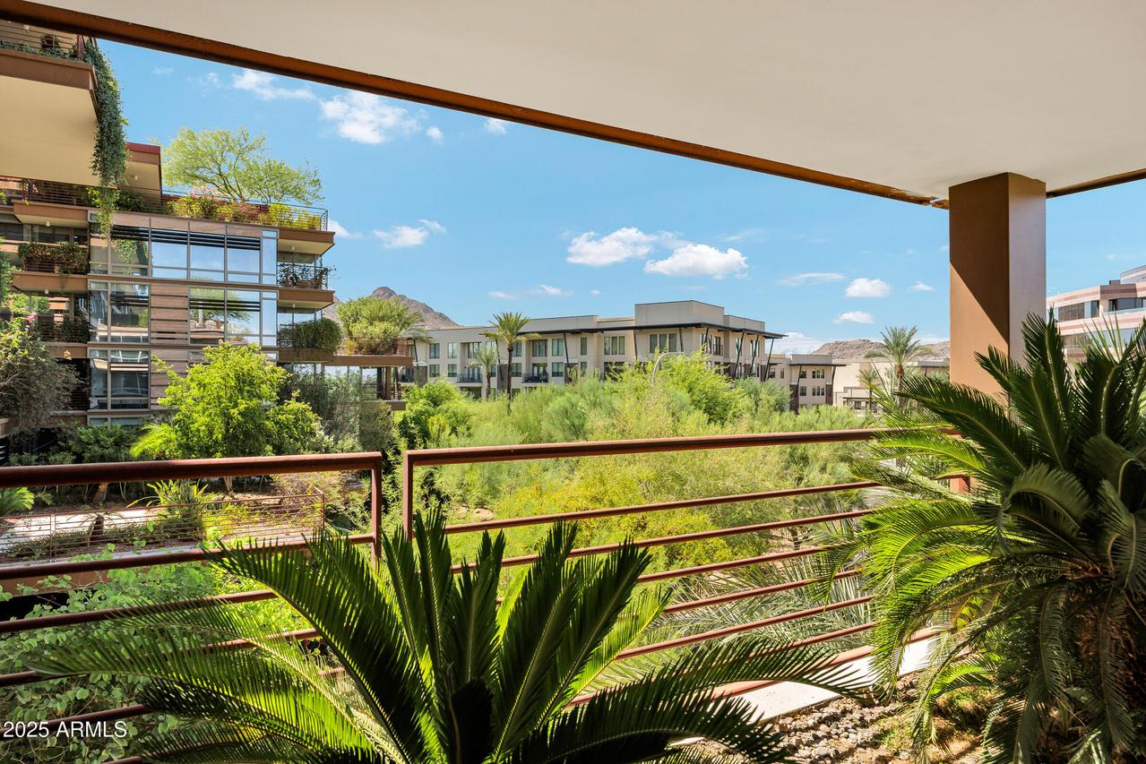 7141 E Rancho Vista Dr. #4005, Scottsdale, AZ 85251