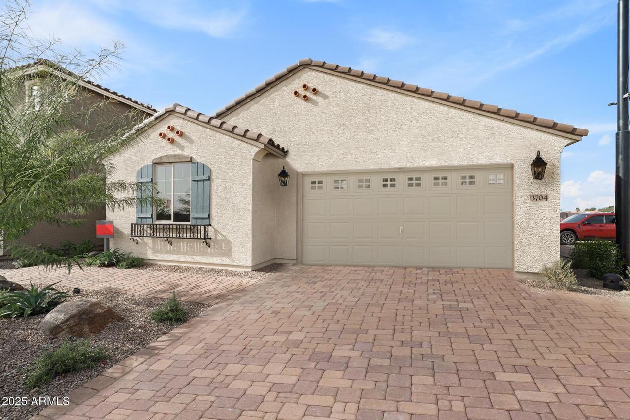 3704 N 101st Dr., Avondale, AZ 85392