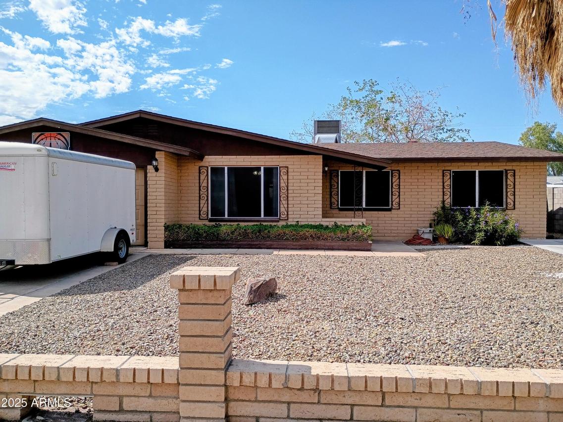 10832 N 45th Ln., Glendale, AZ 85304