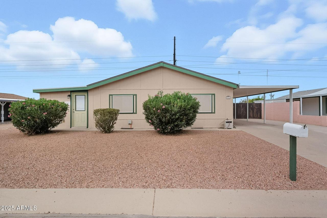 1866 S Indiana Dr., Casa Grande, AZ 85194