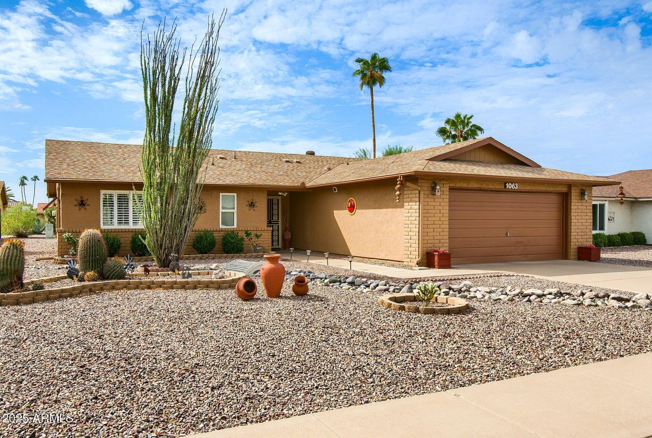 1063 Leisure World, Mesa, AZ 85206