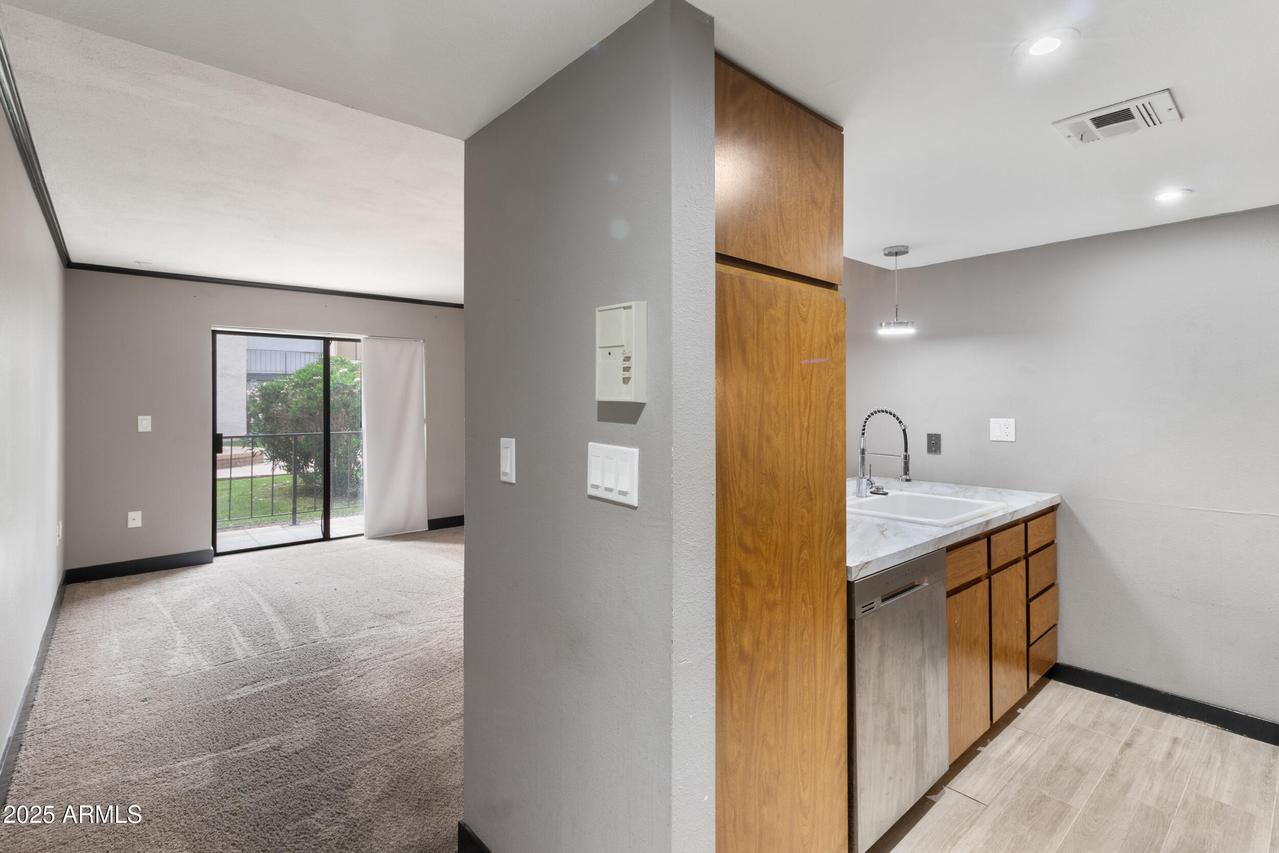 3033 E Devonshire Ave. #1016, Phoenix, AZ 85016