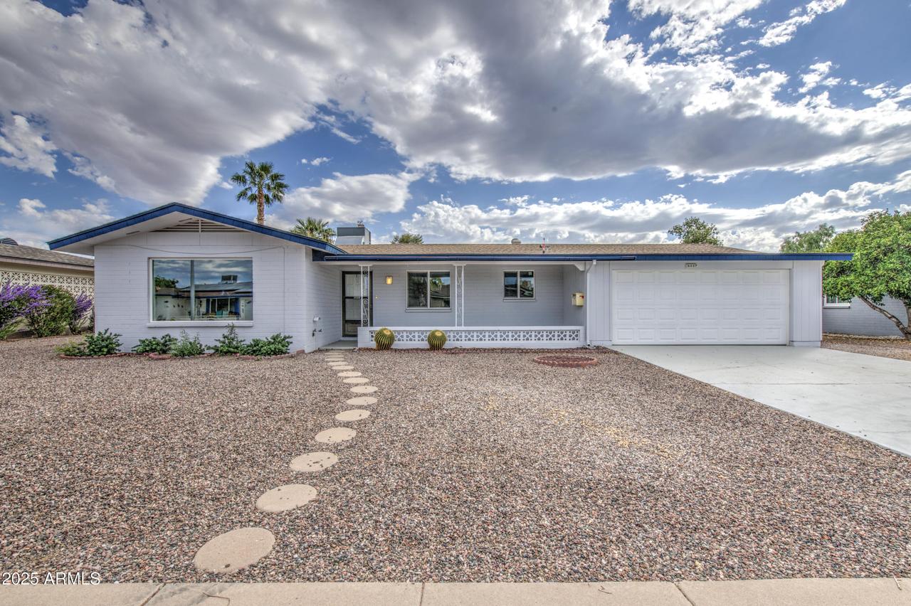 6027 E Duncan St., Mesa, AZ 85205