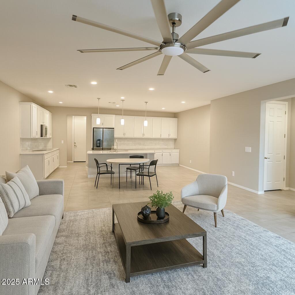 913 S 107th Dr., Avondale, AZ 85323