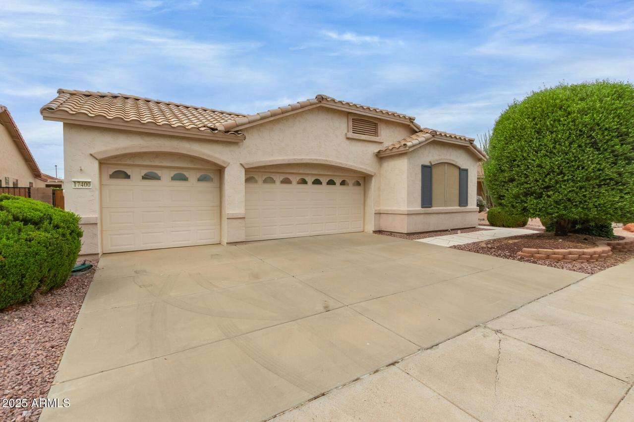 17400 N Goldwater Dr., Surprise, AZ 85374