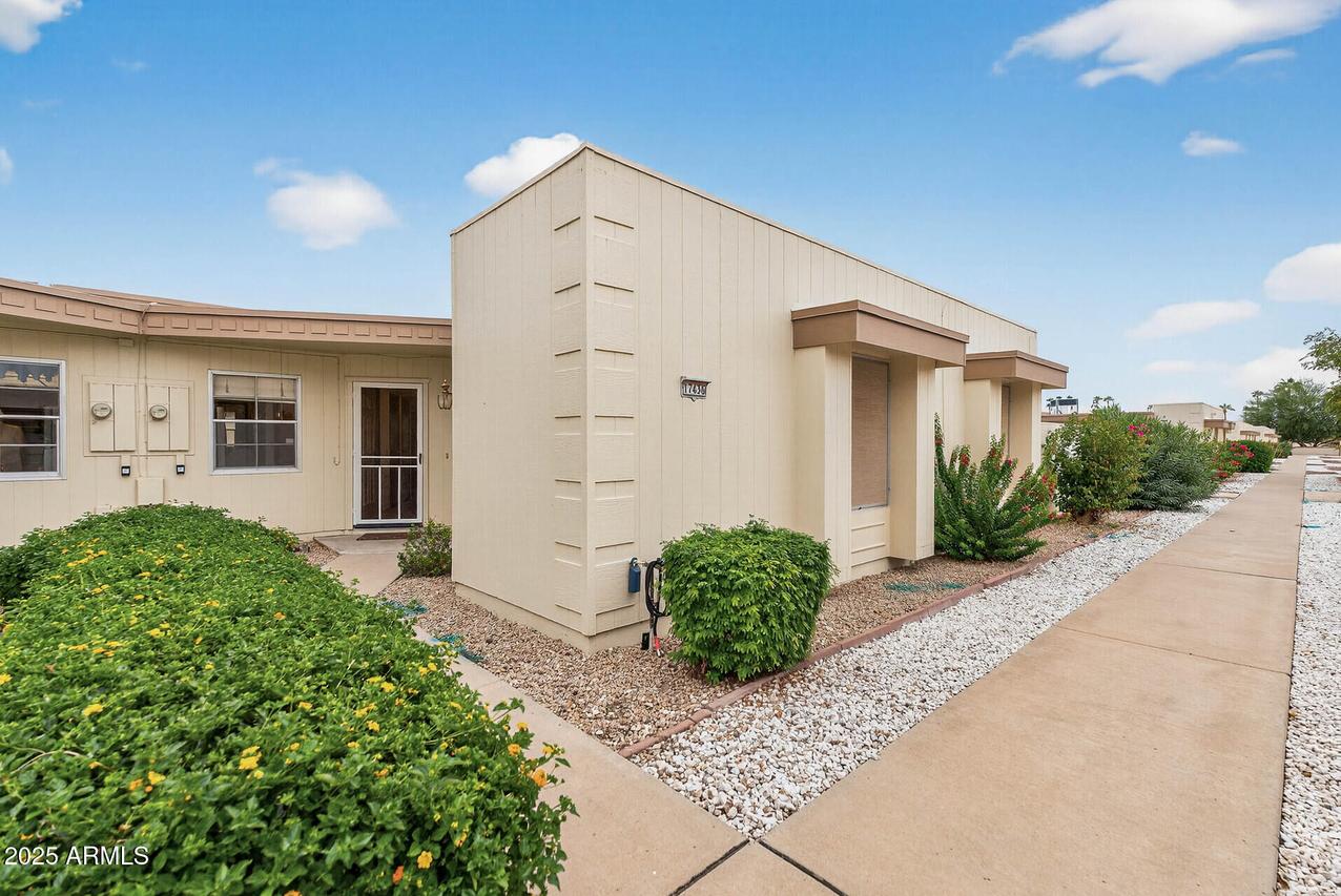 17436 N 105th Ave., Sun City, AZ 85373