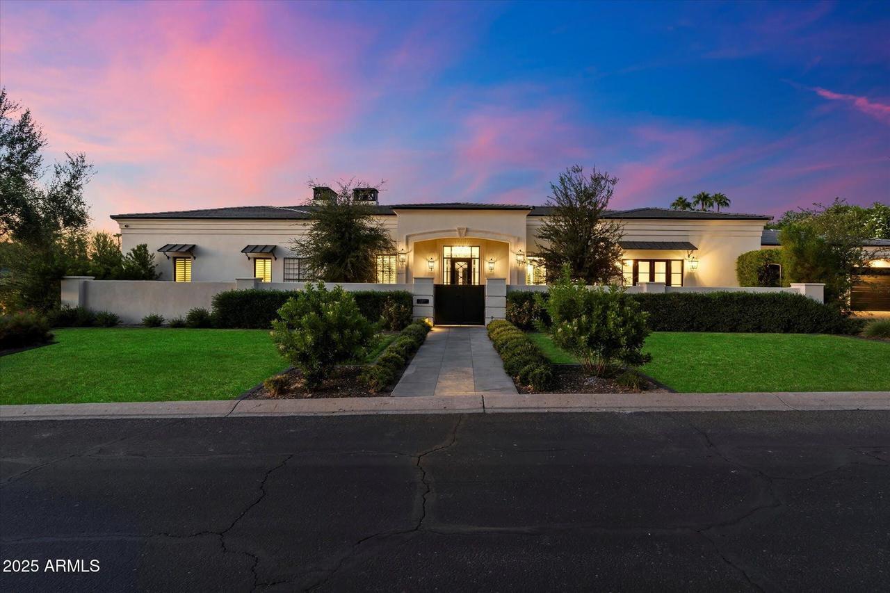 5226 E Desert Vista Rd., Paradise Valley, AZ 85253
