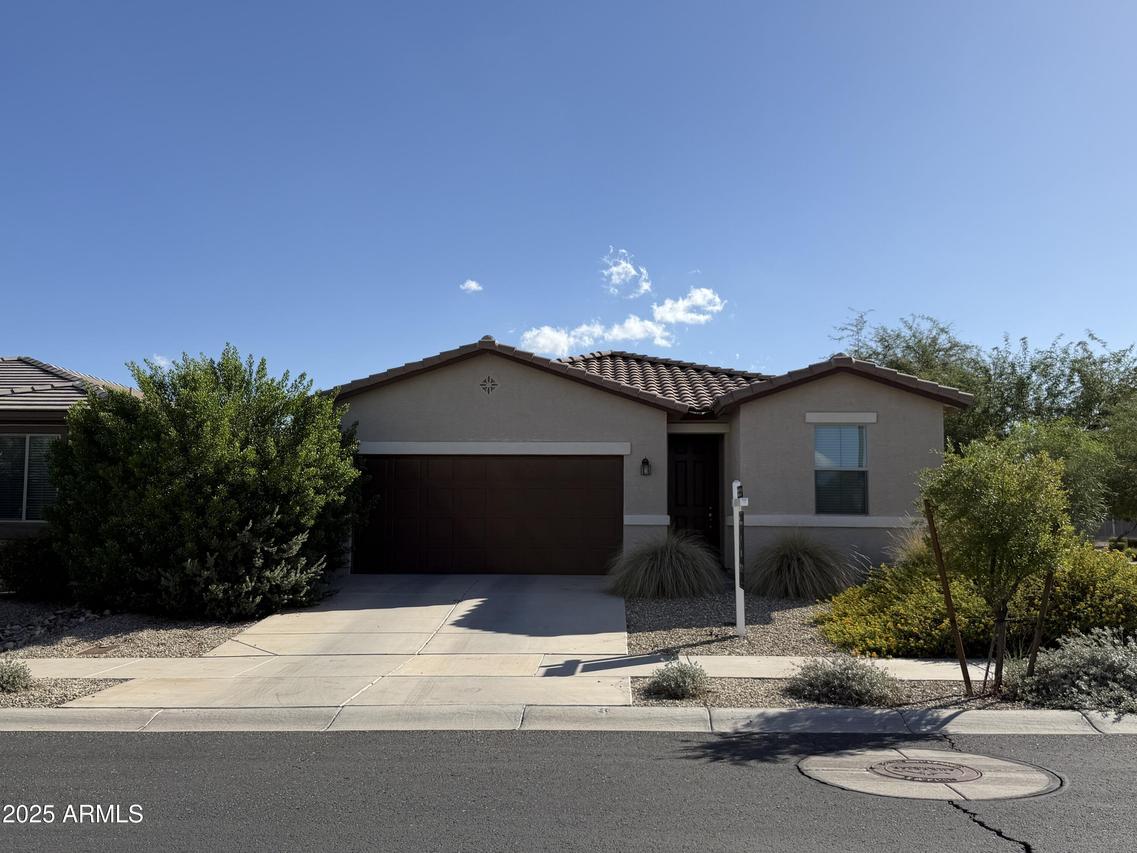 16661 W Shangri La Rd., Surprise, AZ 85388