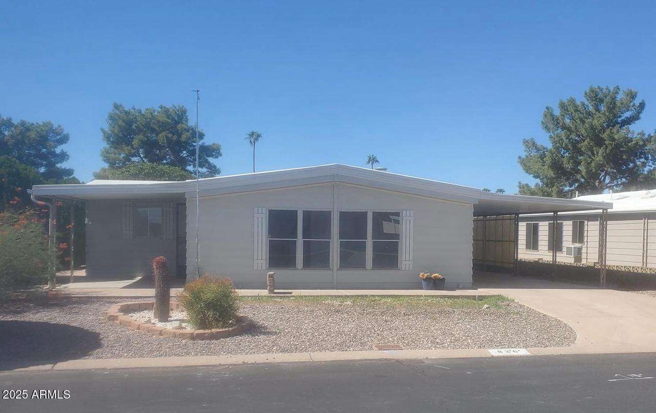 826 S 82nd Pl., Mesa, AZ 85208