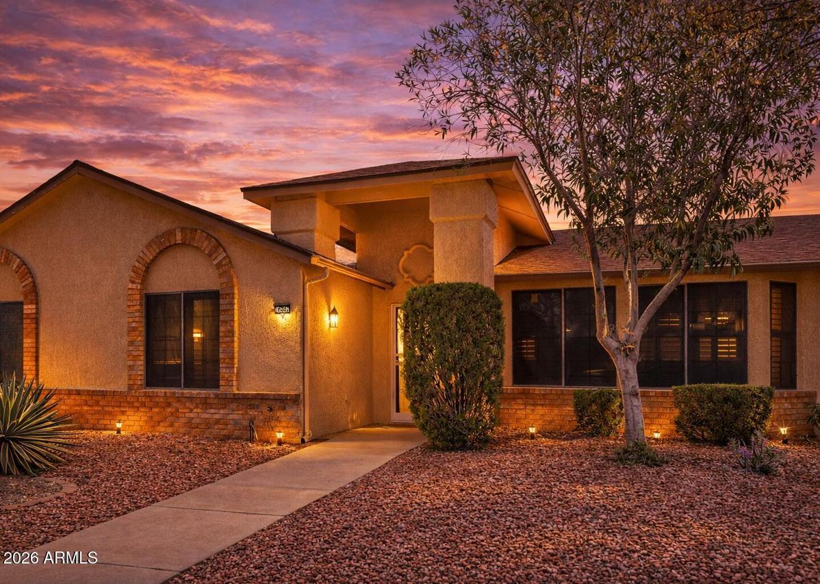 18207 N 136th Ave., Sun City West, AZ 85375
