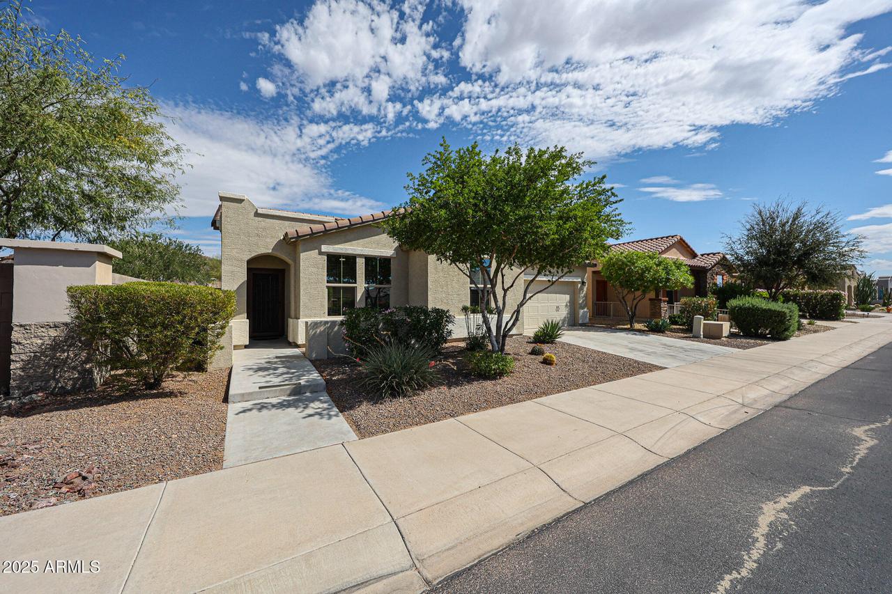 17131 S 174th Dr., Goodyear, AZ 85338