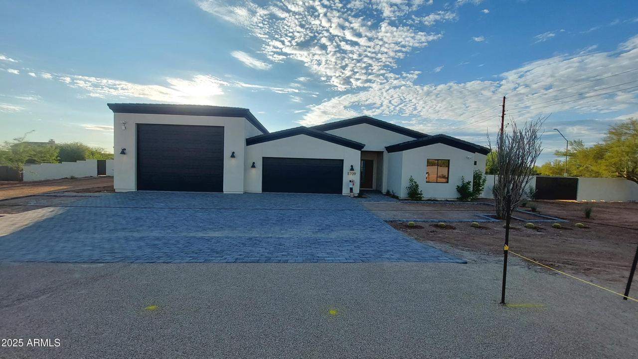5709 E Lone Mountain Rd., Cave Creek, AZ 85331