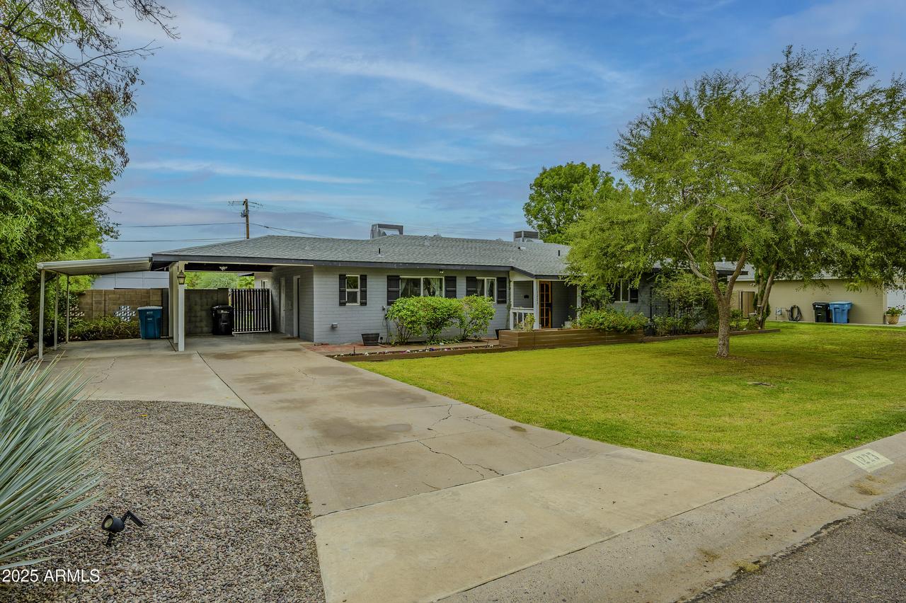 1223 W Solano Dr., Phoenix, AZ 85013