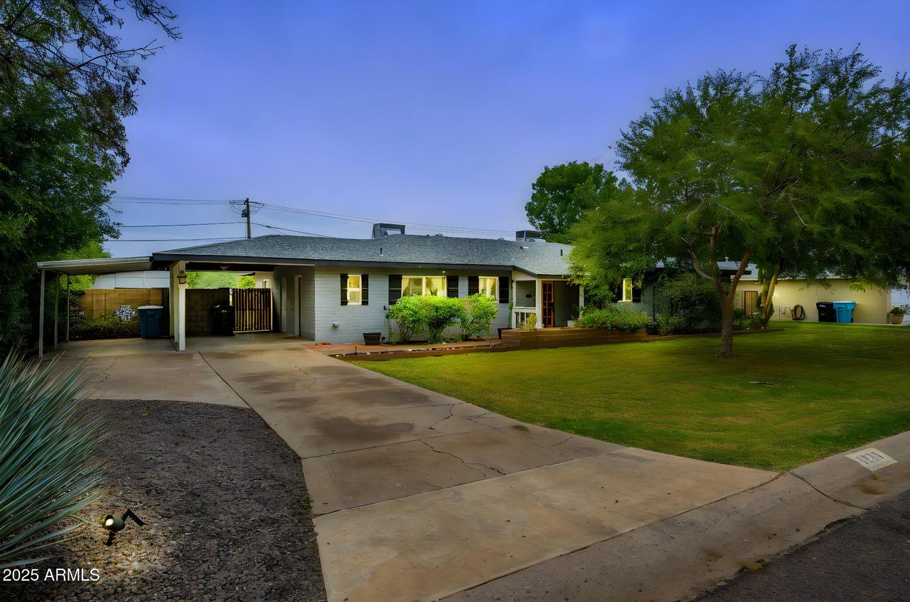 1223 W Solano Dr., Phoenix, AZ 85013