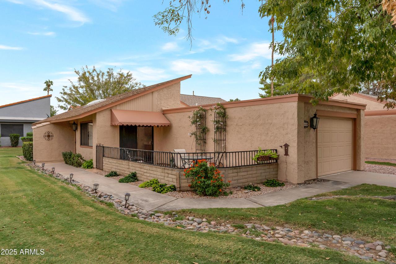 212 Leisure World, Mesa, AZ 85206