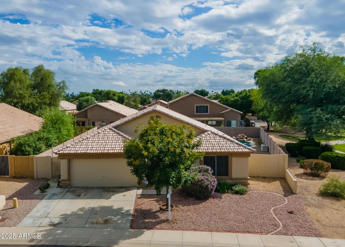 5277 W Bryce Ln., Glendale, AZ 85301