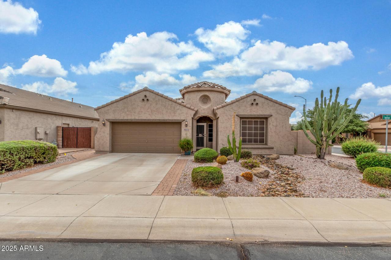 10831 E Sylvan Ave., Mesa, AZ 85212