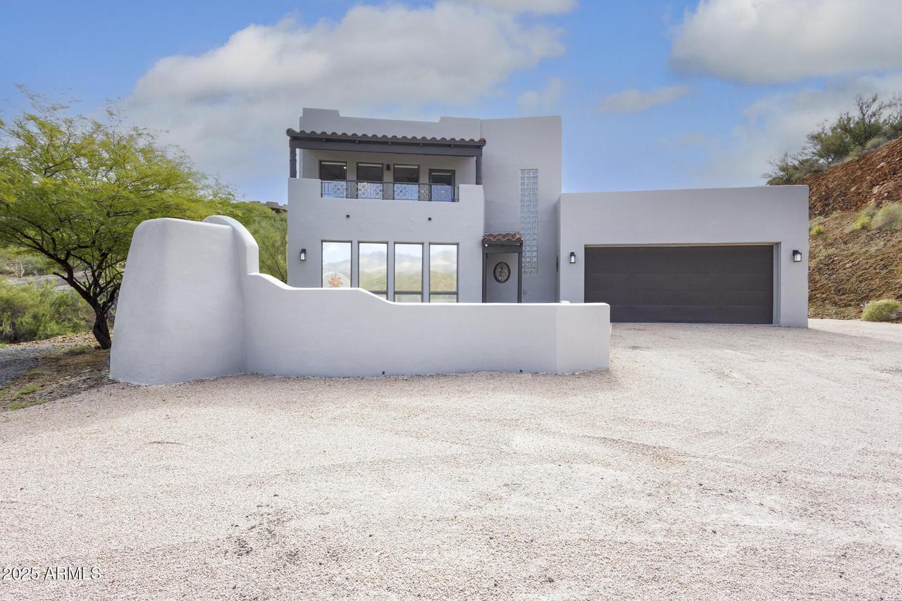 35310 S Pinnacle Pl., Black Canyon City, AZ 85324