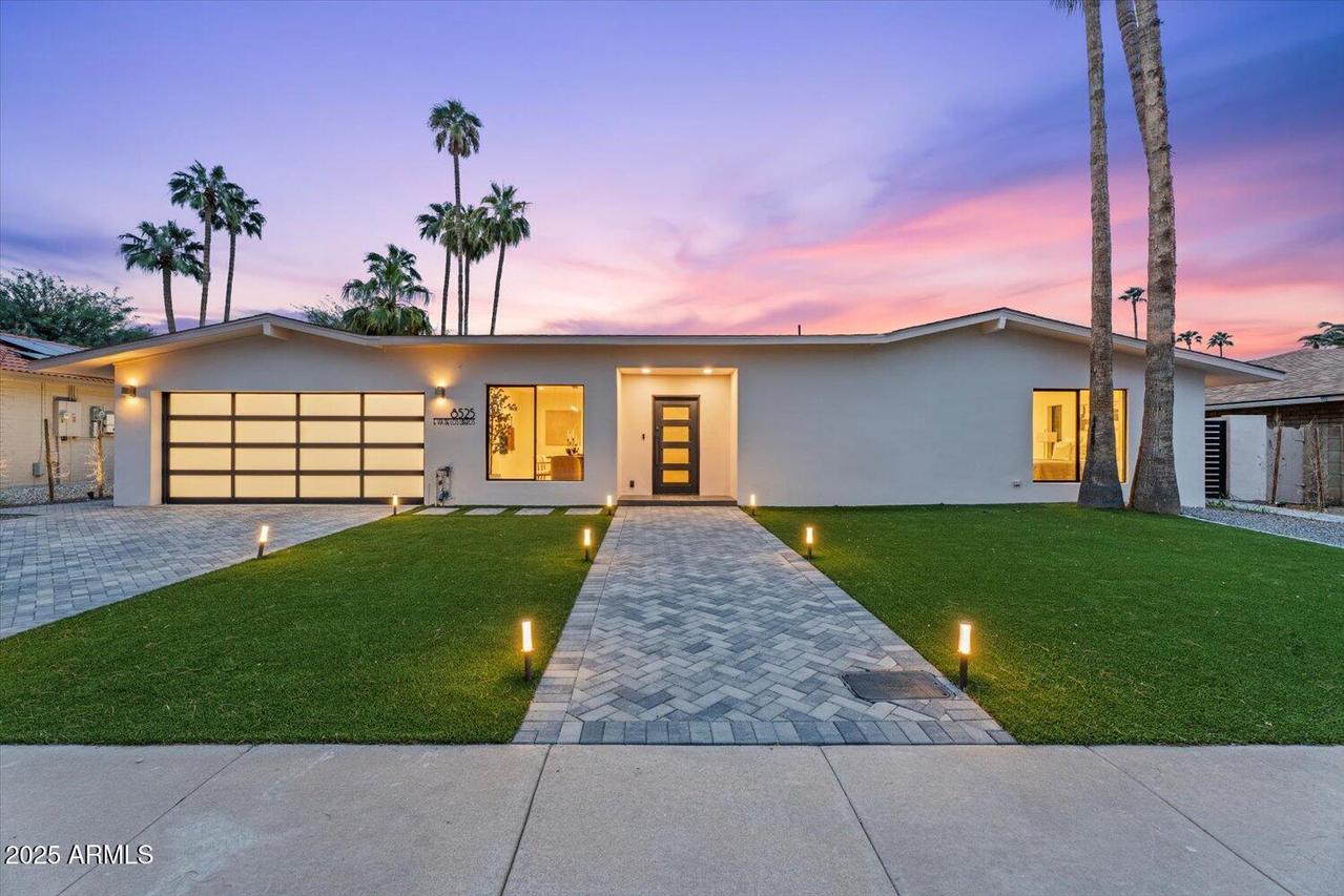 8525 E Via De Los Libros, Scottsdale, AZ 85258