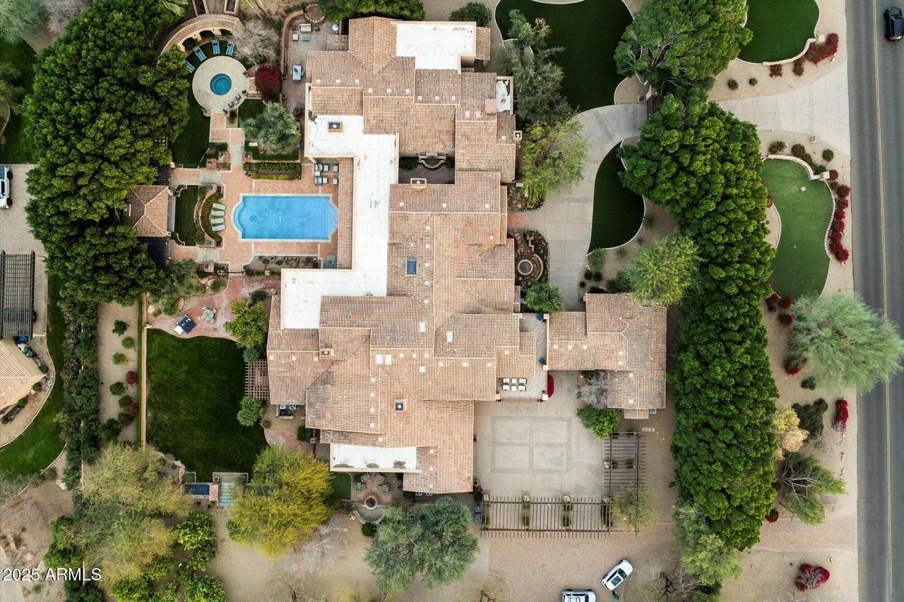 6402 E Chaparral Rd., Paradise Valley, AZ 85253