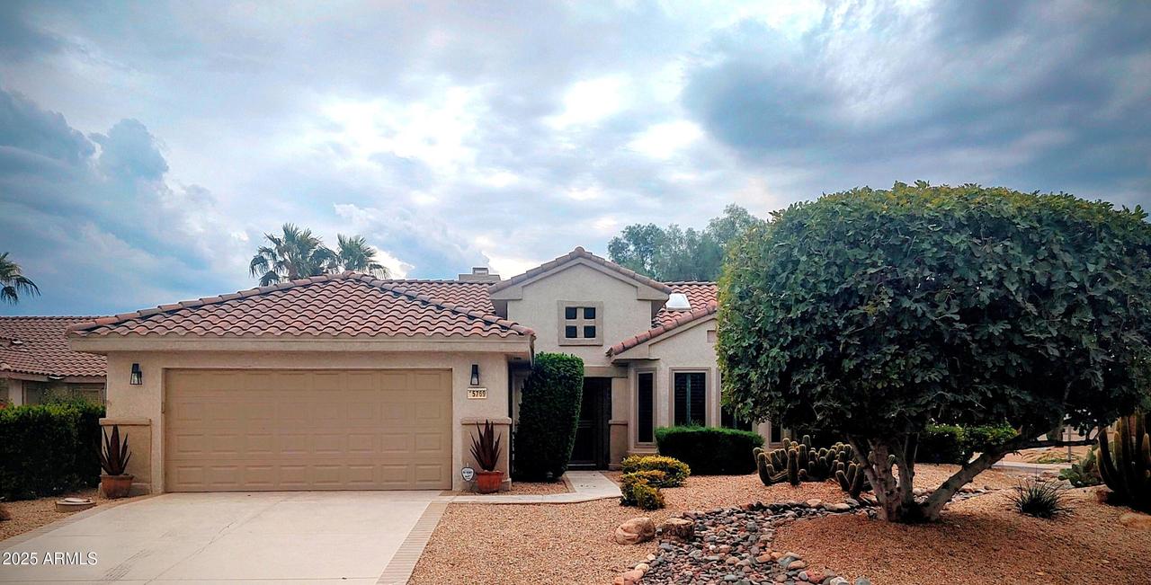 15769 W Sugar Bush Way, Surprise, AZ 85374