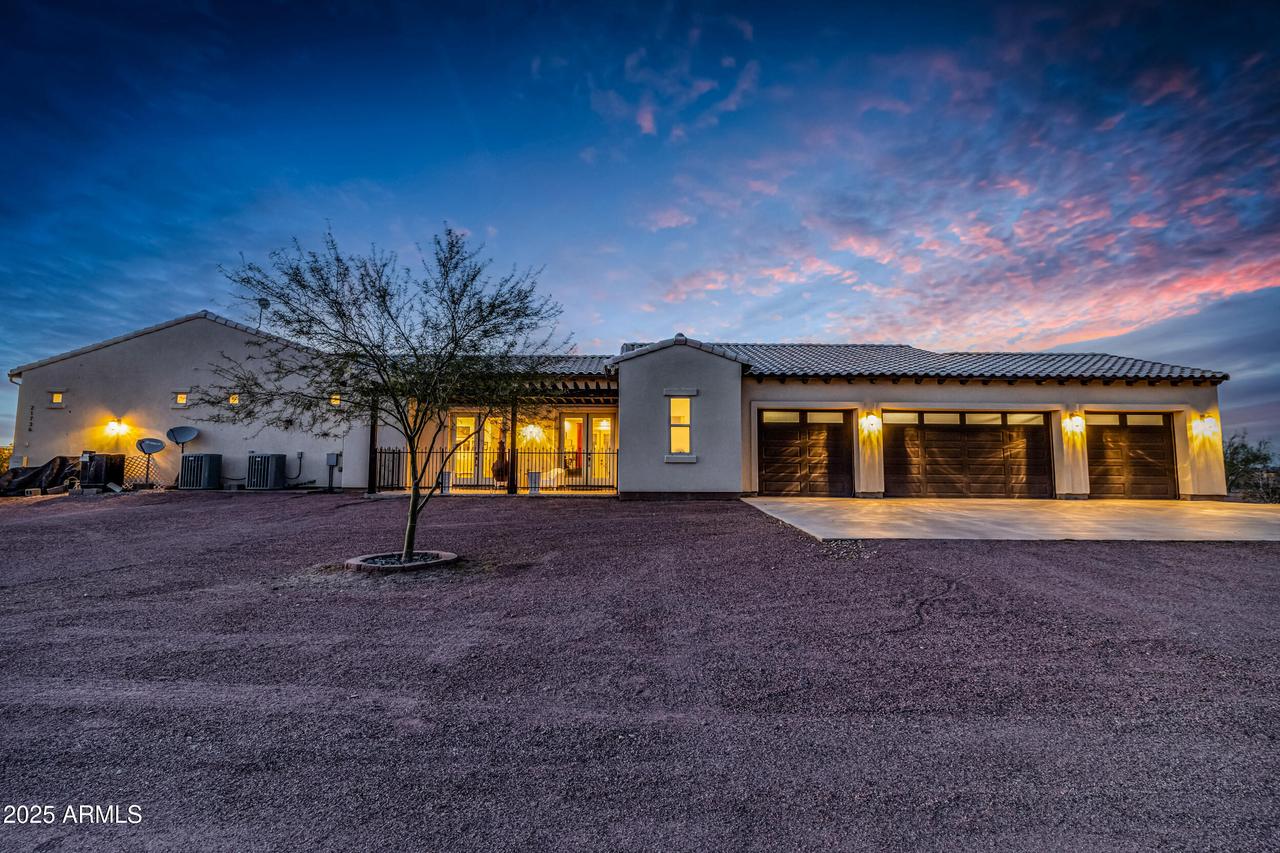 21736 W Desert Mirage Dr., Wittmann, AZ 85361