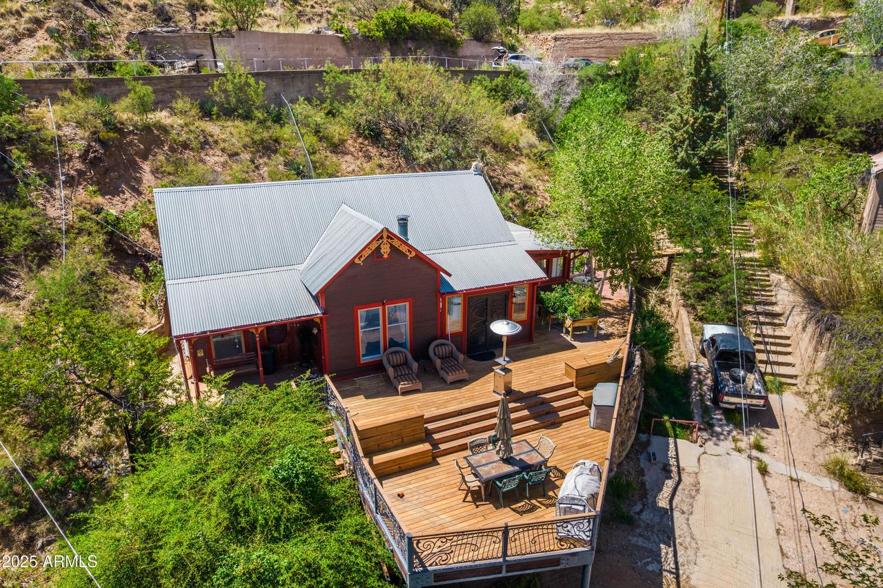 84 Shearer Ave., Bisbee, AZ 85603