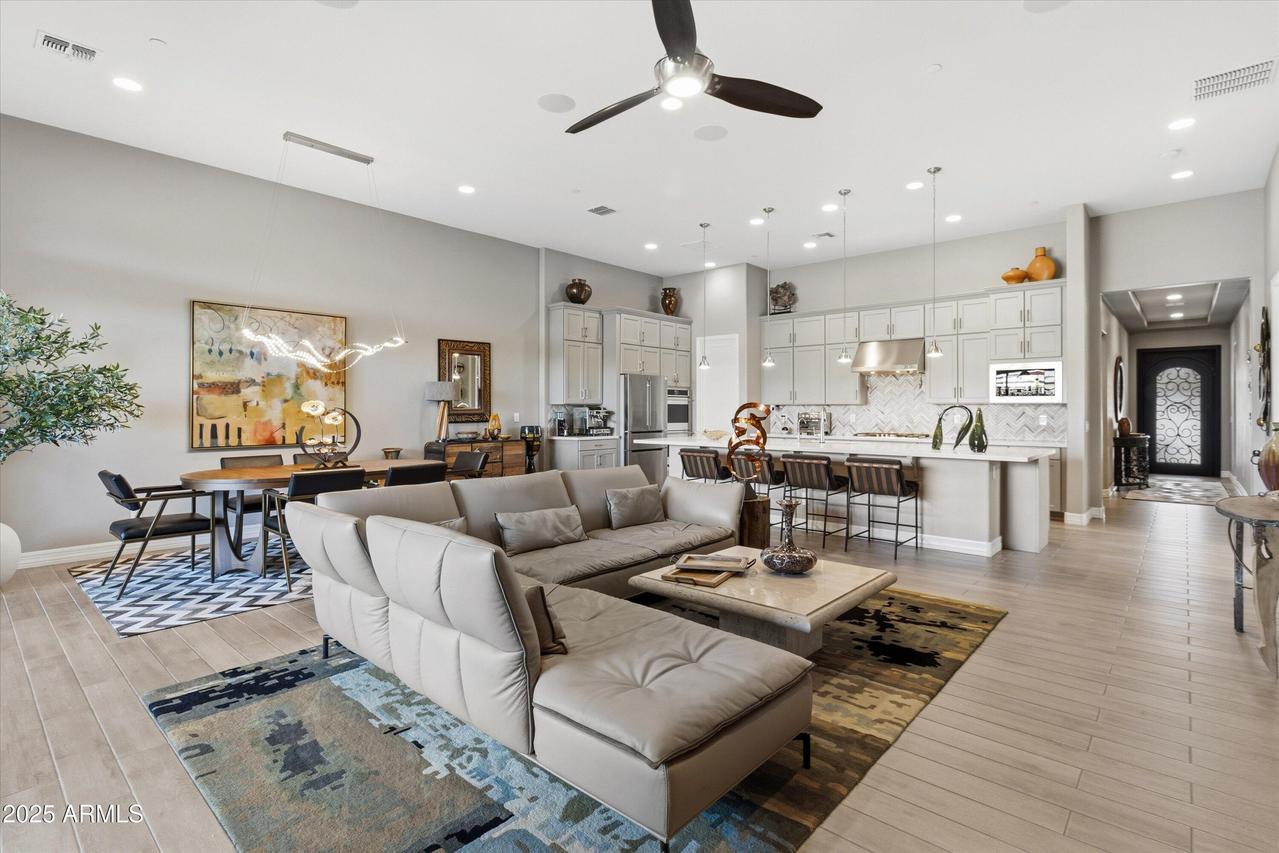 23004 N 73rd Pl., Scottsdale, AZ 85255