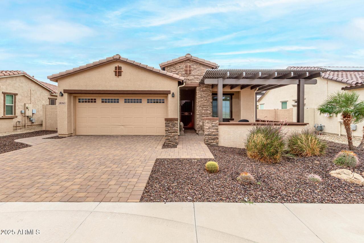 18263 W Cedarwood Ln., Goodyear, AZ 85338