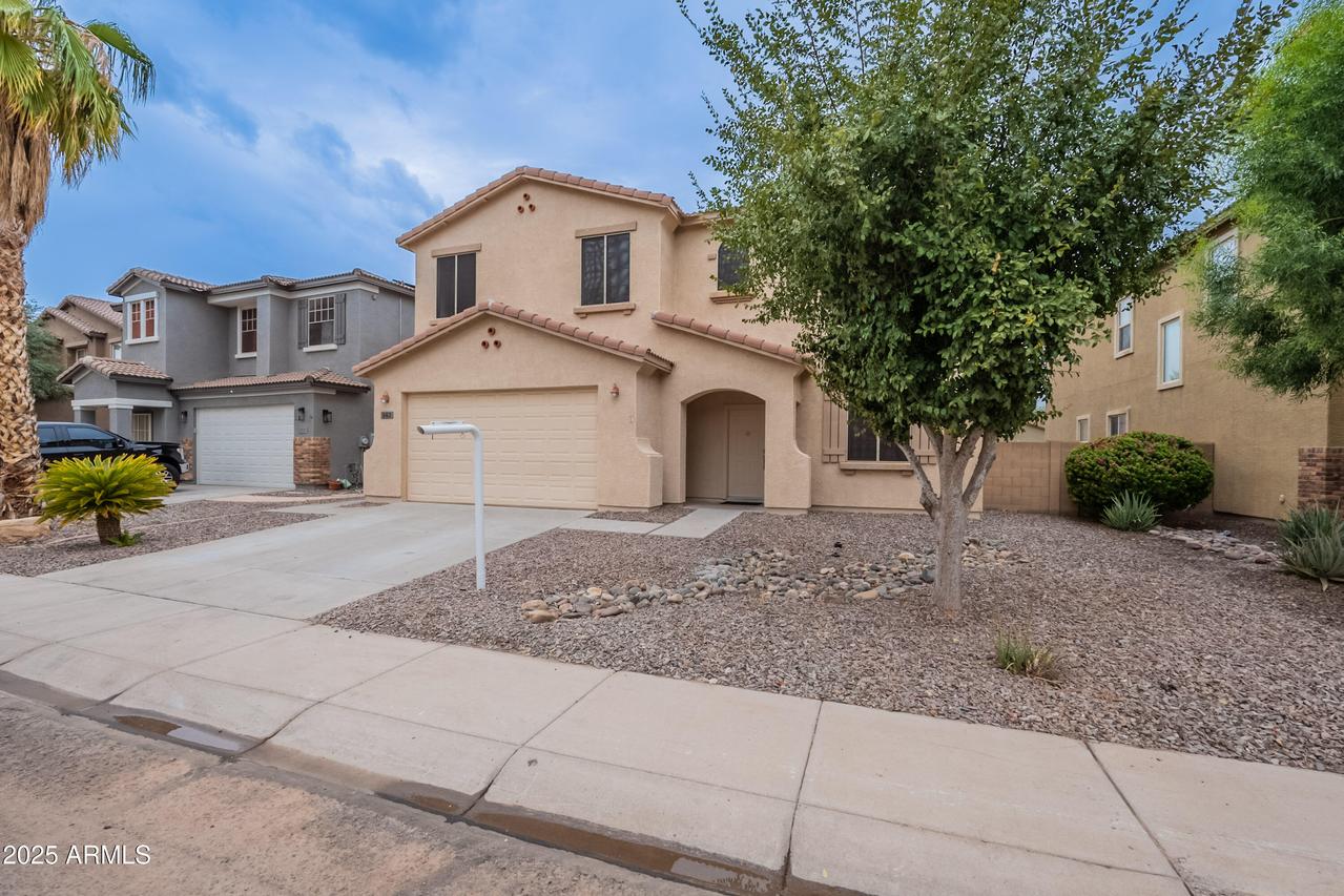 962 E Crimm Rd., San Tan Valley, AZ 85143
