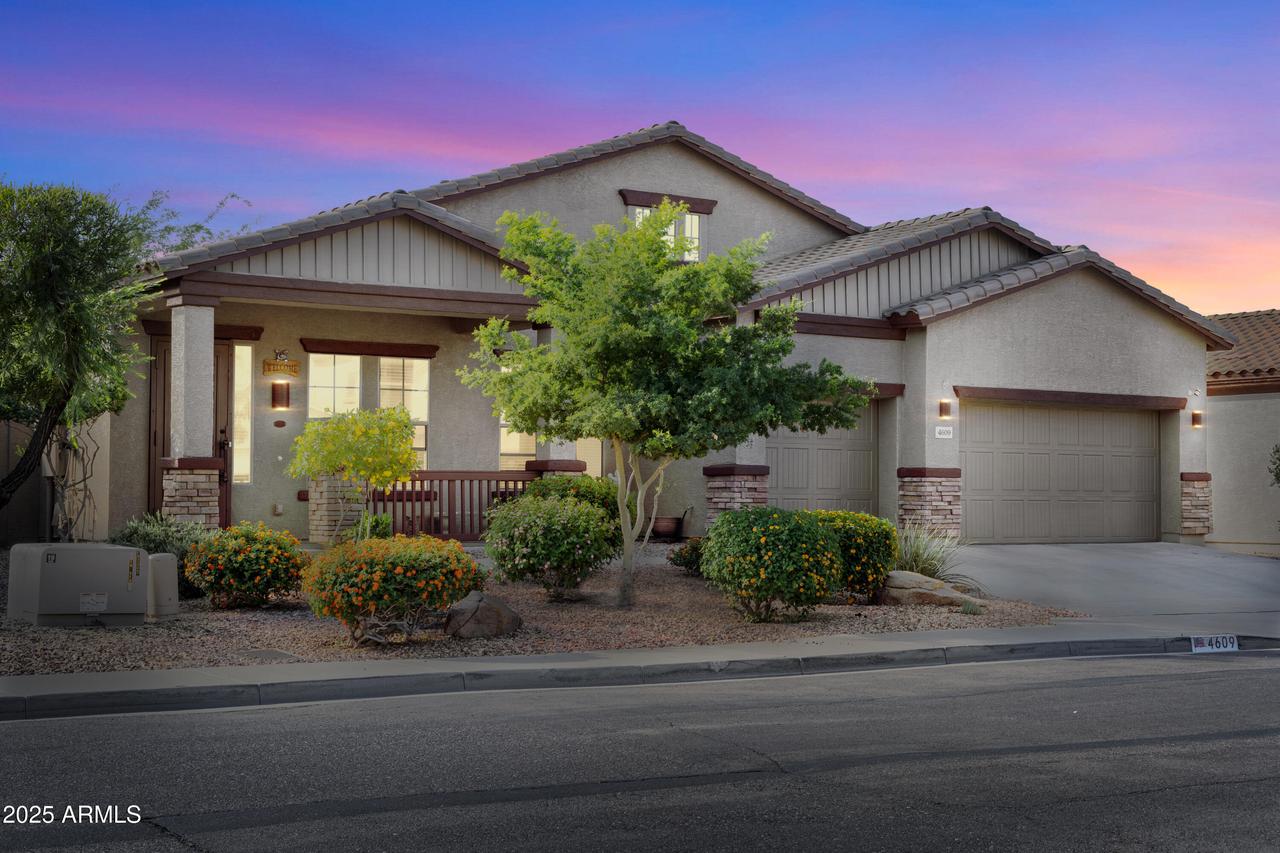 4609 W Challenger Tr., New River, AZ 85087