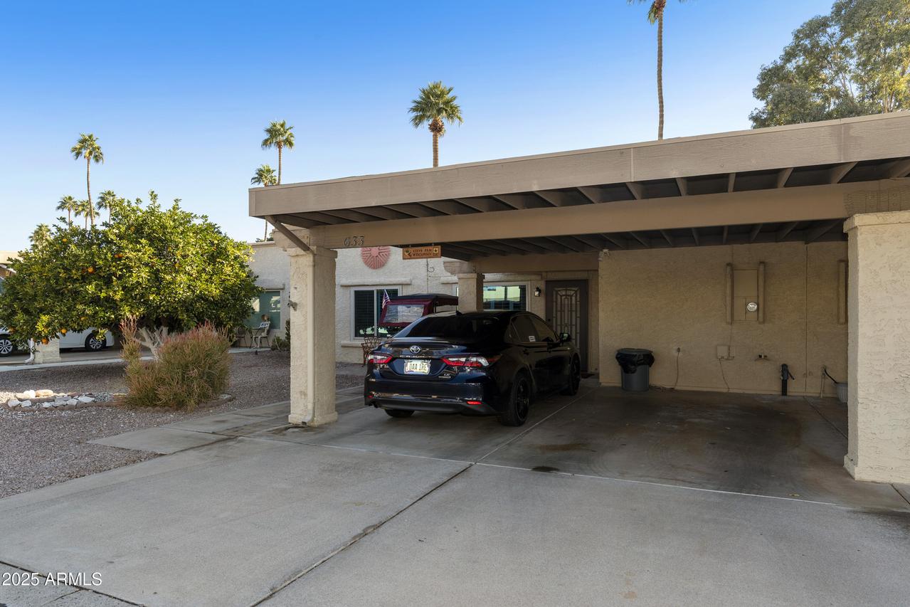 633 S 77th St., Mesa, AZ 85208
