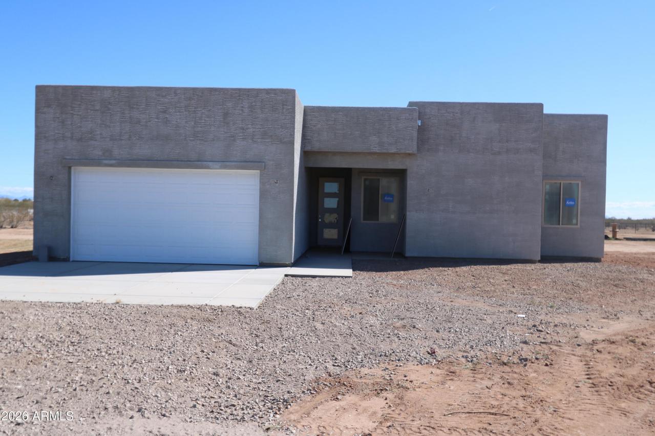 27409 N 255th Dr., Wittmann, AZ 85361