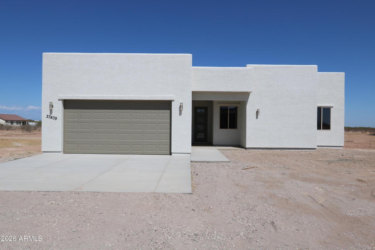 27409 N 255th Ln., Wittmann, AZ 85361