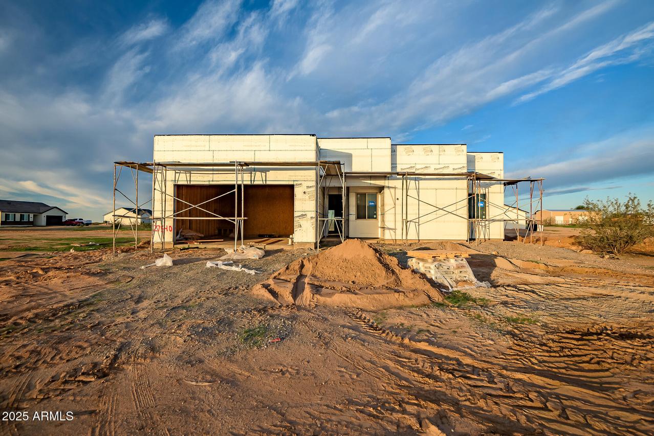 27540 N 255th Ln., Wittmann, AZ 85361