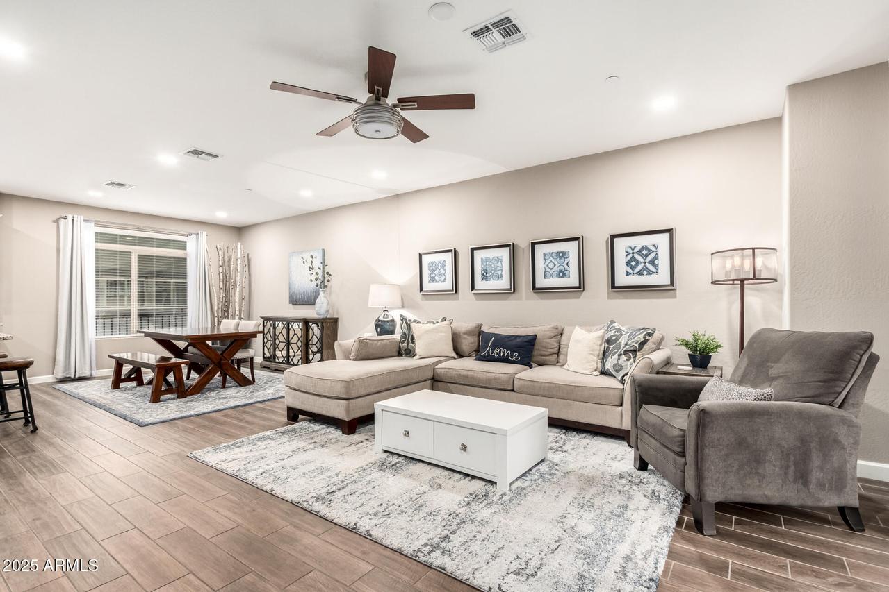 2150 W Alameda Rd. #1098, Phoenix, AZ 85085