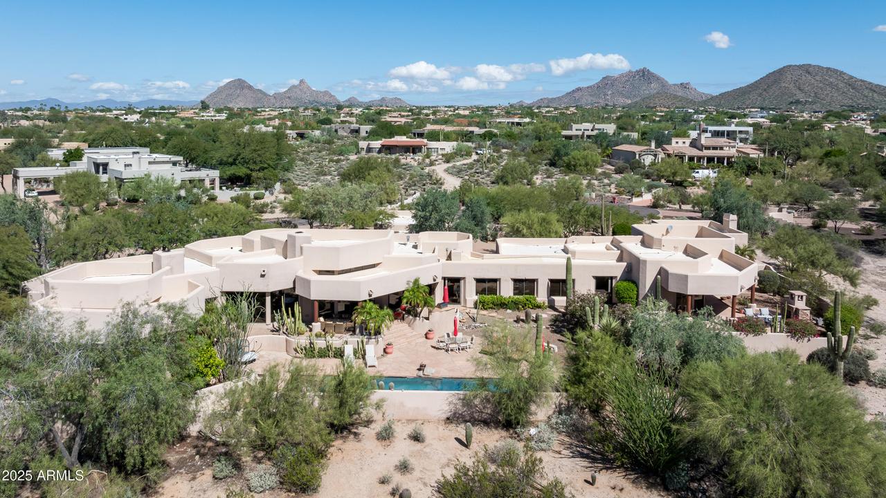 9355 E Via Del Sol Dr., Scottsdale, AZ 85255