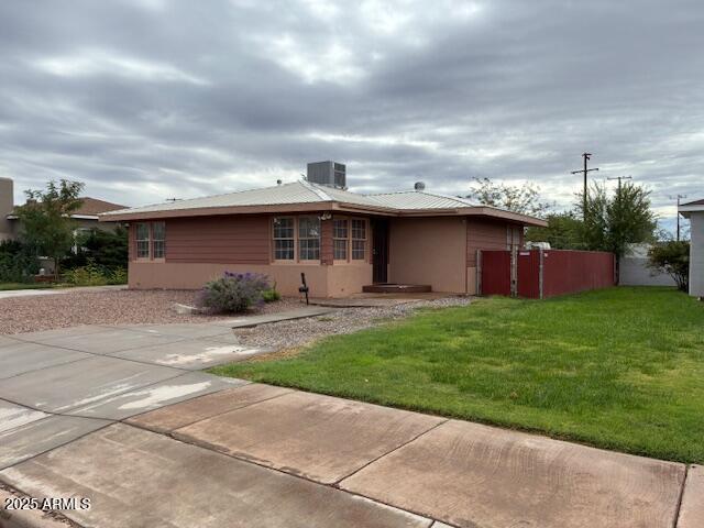 305 W Mahoney St., Winslow, AZ 86047