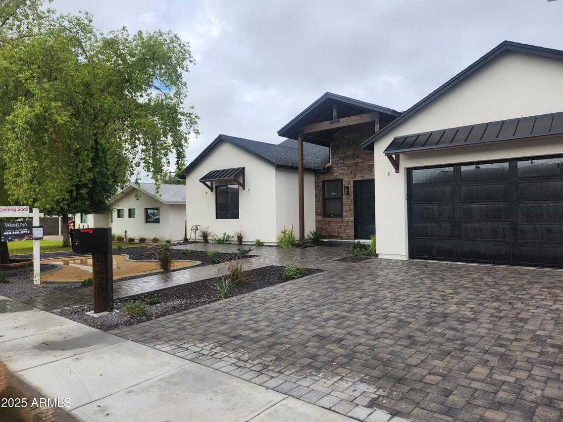 5420 E Verde Ln., Phoenix, AZ 85018