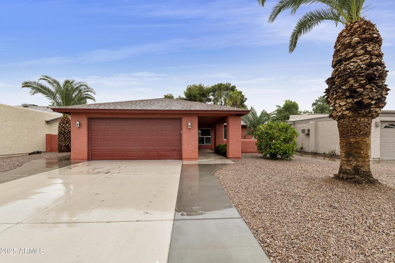 9119 E Fairway Blvd., Sun Lakes, AZ 85248