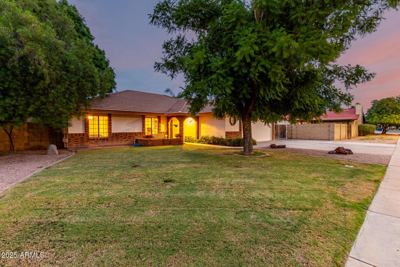 1816 E Enrose St., Mesa, AZ 85203