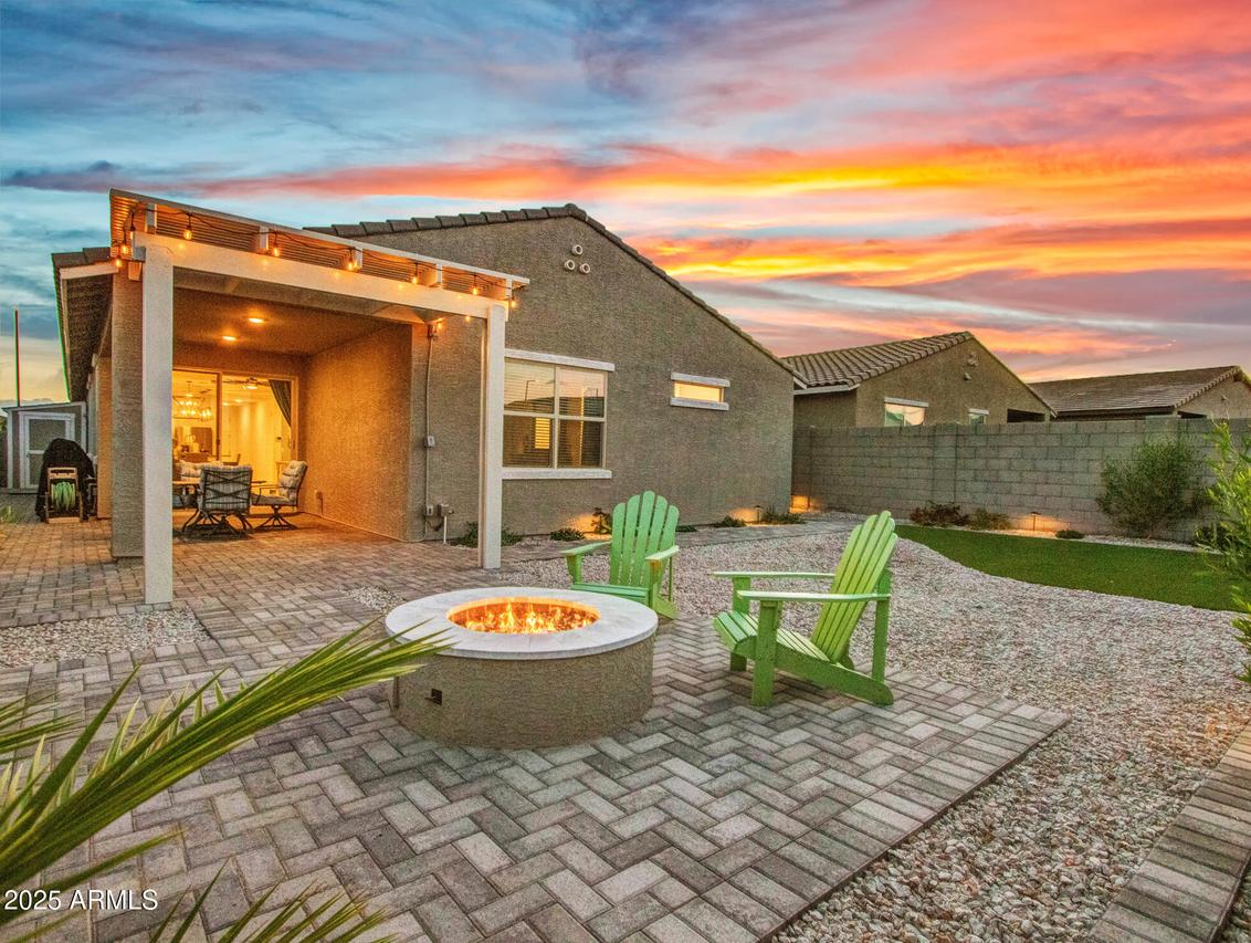 19916 W Badgett Ln., Litchfield Park, AZ 85340