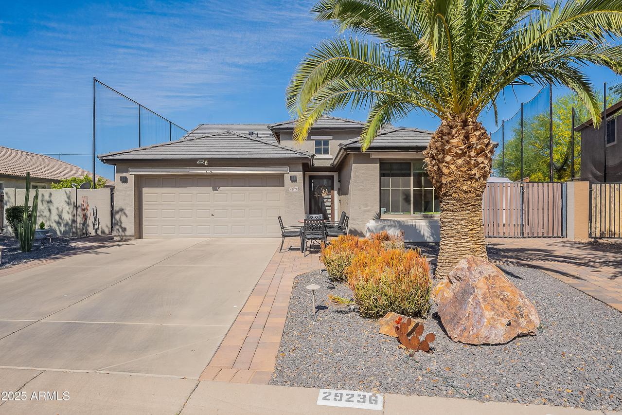 29236 N Red Finch Dr., San Tan Valley, AZ 85143