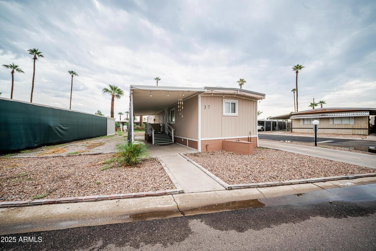 5950 W Missouri Ave. #37, Glendale, AZ 85301