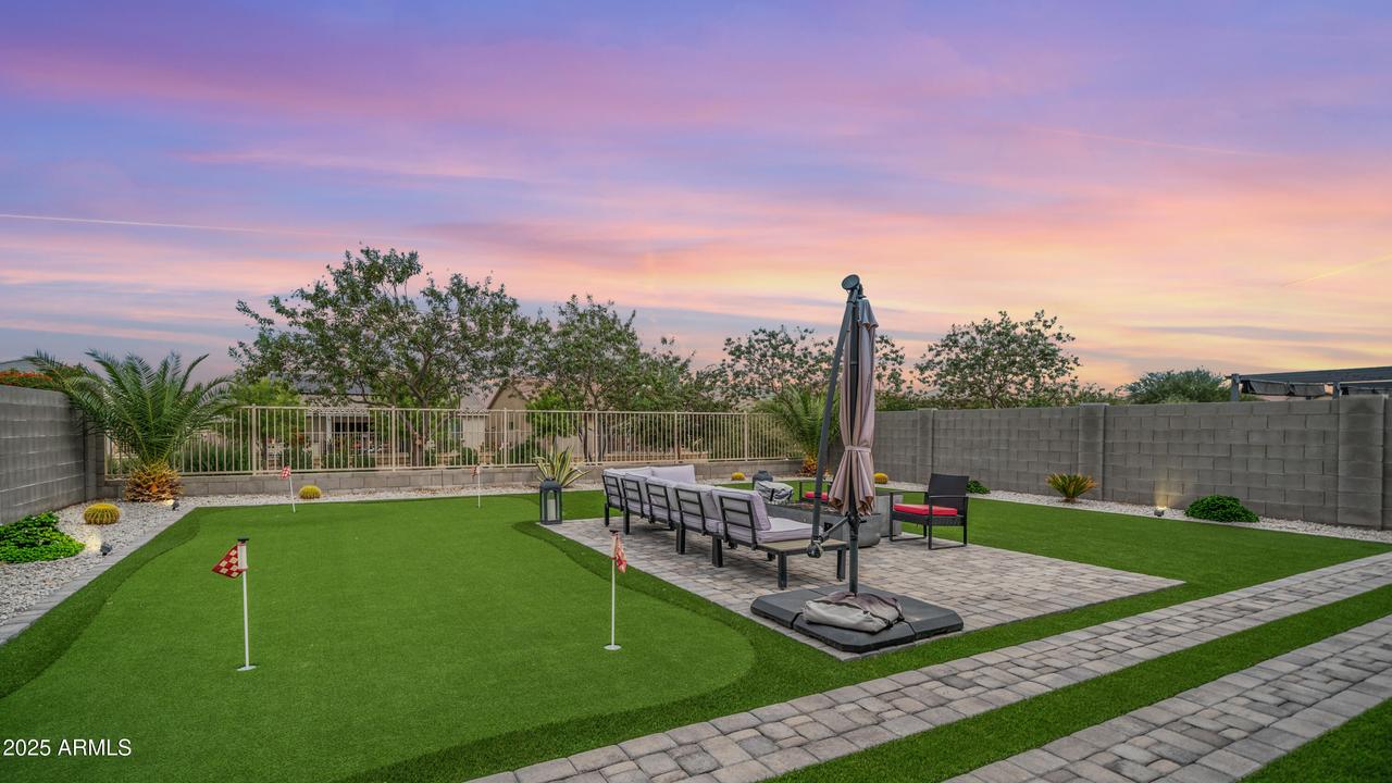 2038 W Emrie Ave., San Tan Valley, AZ 85144